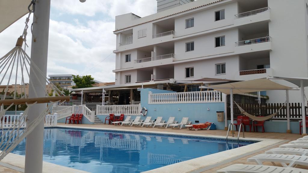 Apartamentos Vista Al Puerto Sant Antoni de Portmany Zimmer foto